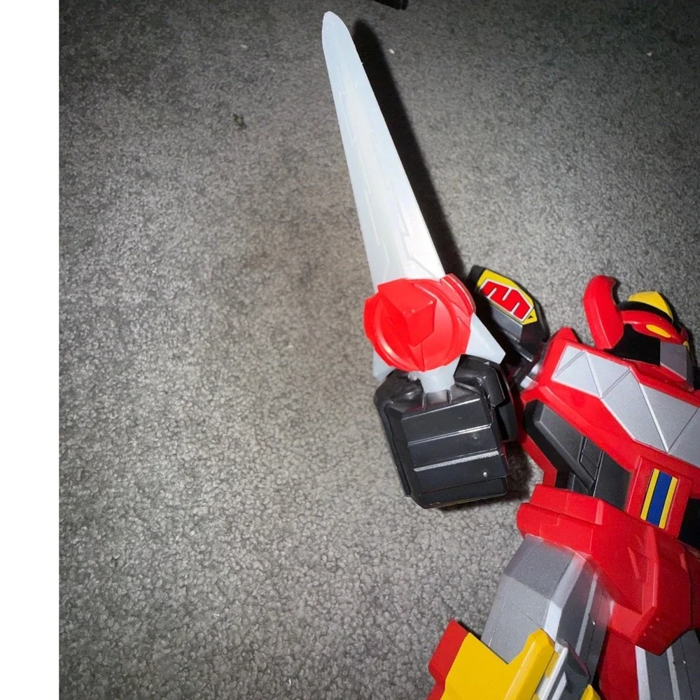 Hasbro Power Rangers Mighty Morphin Megazord Action Figure with Sword E6361 2019